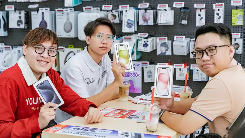 Màn hình iPhone 15 Pro Max 1TB